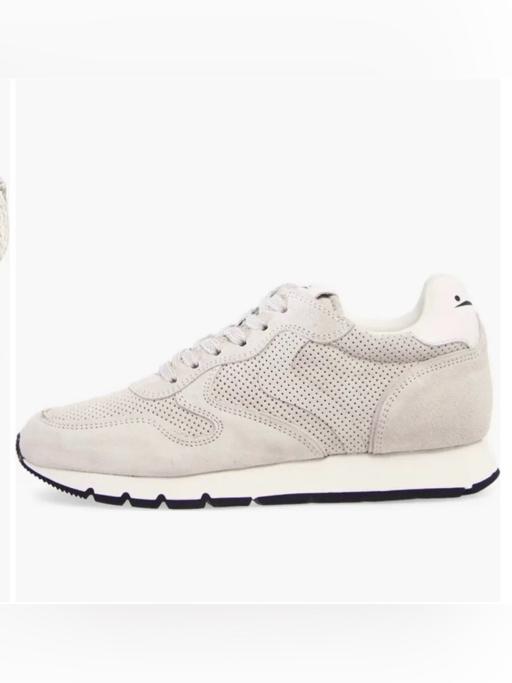 NWT VOILE BLANCHE JULIA Suede Sneaker in Ice